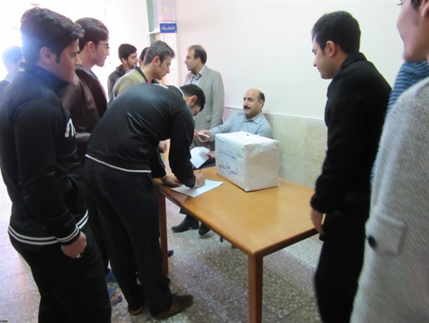چرا انجمن اصلاح طلب دانشگاه آزاد انتخابات خود را برگزار نمی کند؟