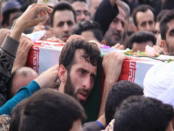 تشییع پیکر مطهر شهید مدافع حرم «جمال رضی» در آستانه به روایت تصویر
