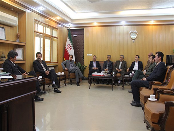 دیدار نوروزی شهردار و اعضای شورای شهر دماوند با امام جمعه و فرماندار