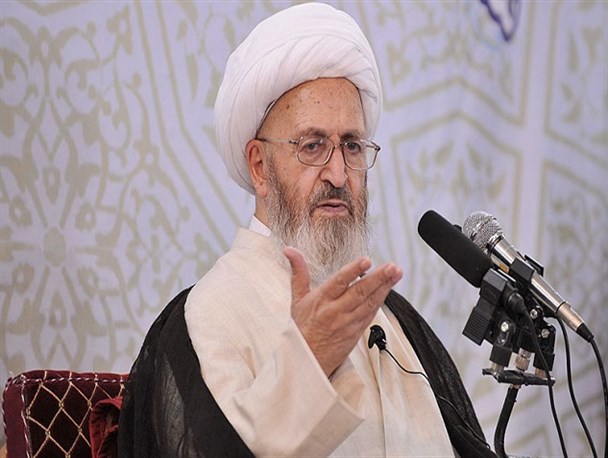 دستیابی به مقامات علمی به سعی و تلاش فرد بستگی دارد