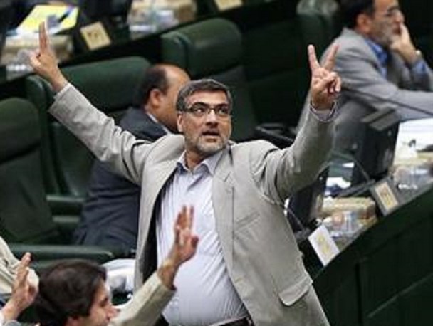 حسینی: چند پیشنهاد کاری برای بعد پایان مجلس دارم/ یک پژوهش بین نمایندگان کشور، بنده را جز رتبه های برتر جذب اعتبار کرد