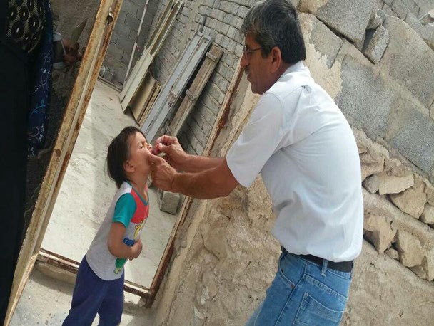 مراجعه ماموران واکسیناسیون فلج اطفال به درب 19 هزار خانوار بستکی