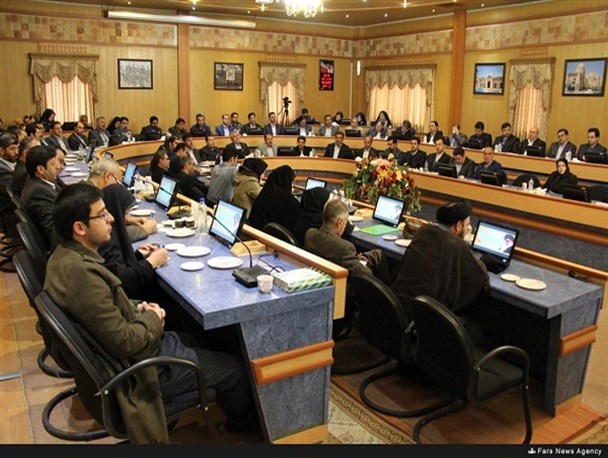کمک 5 میلیارد تومانی مردم زنجان به سیل زدگان/ هیچ مدیری در ایام عید استان زنجان را ترک نکرد
