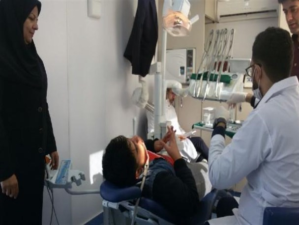 اتوبوس سیار دندانپزشکی در پلدختر مستقر شد