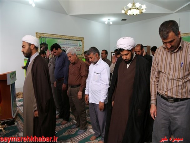 نماز وحدت در شهرستان دره شهر برگزار شد