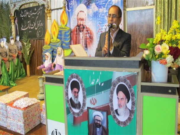 با ادبیات ناپسند نمی توان در جهان مدیریت کرد