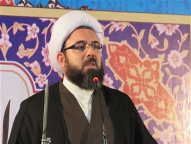 رهبر انقلاب، اهل معامله کردن بر سر عزّت ملت و نظام با هیچکس نیست