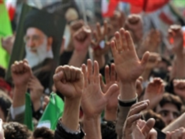 حضور گسترده دانشجویان بوشهری در راهپیمایی علیه رژیم کودک کش سعودی