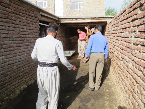 بهره برداری از برخی از طرح های عرصه ی اقتصاد مقاومتی در روستای دزلی