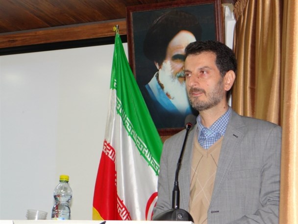 عدم حمایت بانک‌ها و مشکل در صادرات محصولات تولیدی موانع پیش روی تولیدکنندگان در عباس‌آباد است