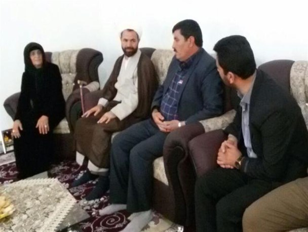 همه ما باید در نکوداشت یاد و نام شهدا پیشقدم باشیم/ خدمت به خانواده شهدا و جانبازان را افتخار میدانیم