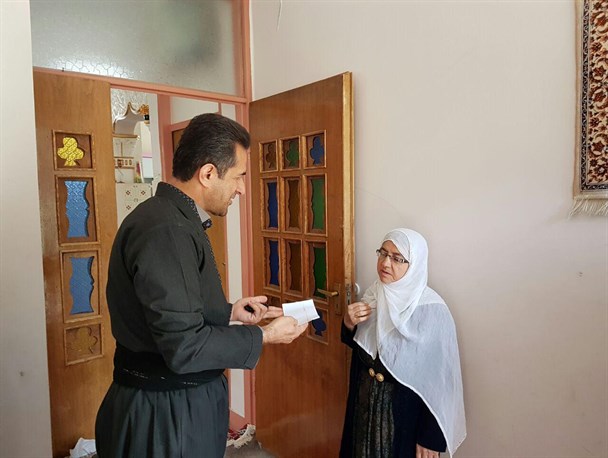 دیدار و تجلیل از خانواده معظم شهدای فرهنگی در پاوه+ تصاویر