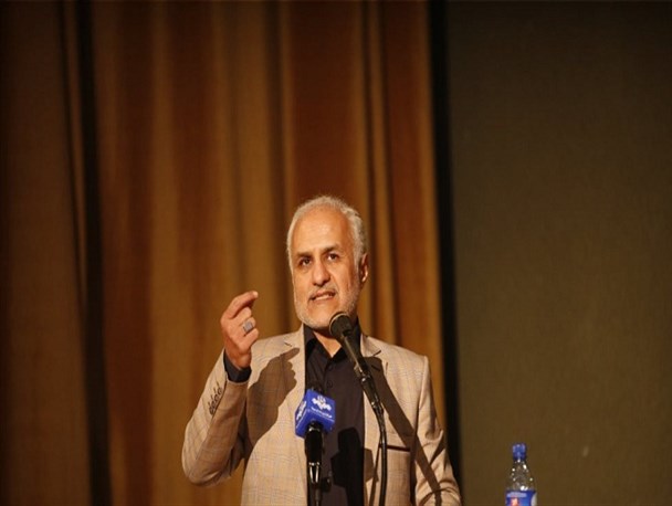 مراسم سخنرانی دکتر حسن عباسی در دانشگاه اصفهان برگزار شد+ تصاویر