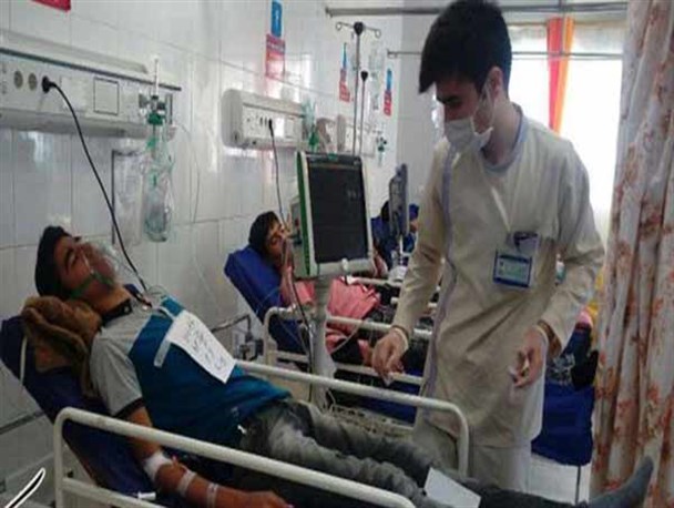 مسمومیت 300 دانشجو در یزد
