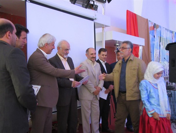 همایش تجلیل از مقام معلم در ماسال برگزار شد
