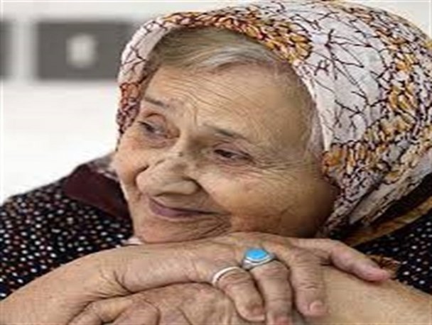 یک تخت همه سهم سالمندان از زندگی/ یک مادر: روزی نیست که به فرزندانم فکر نکنم