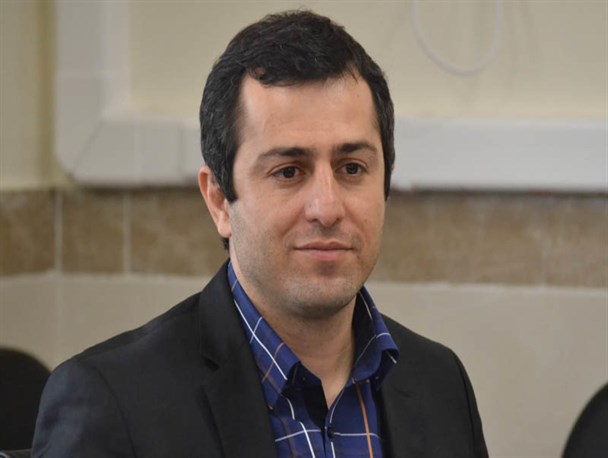 نگاه ما به ورزش همگانی توزیع عادلانه امکانات ورزشی است/ تکذیب انحلال تیم بسکتبال شهرداری تبریز/ واگذاری تراکتور مانند تیغ دو لبه می‌ماند!