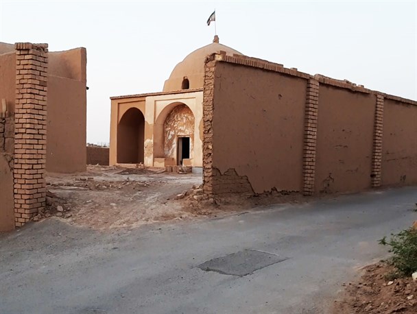 وعده شهردار میبد برای رفع تصرف آرامستان فیروزآباد