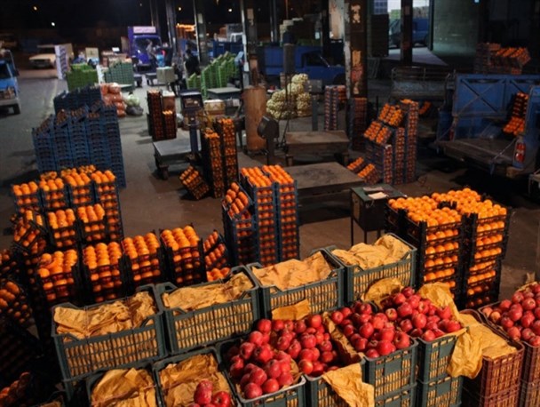 مردم طعم فراوانی میوه را نمی‌چشند