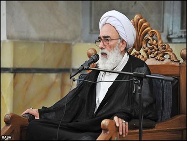 حضرت امام خمینی‌(ره) احیاگر و نجات دهنده مکتب اسلام است