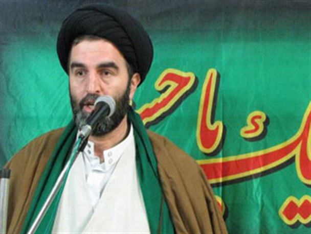 رهبر انقلاب با کردار خود به مدعیان ولایتمداری ثابت کردند که در خط امام(ره) هستند/ انتخاب گزینشی خیانت است