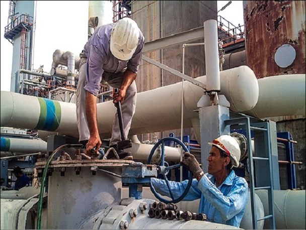 عرقی که پدر می ریخت