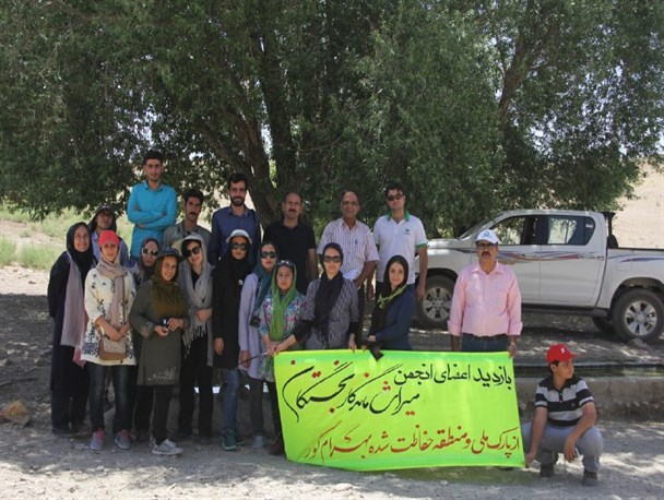 حال ناخوش نقاط گردشگری  در نی ریز