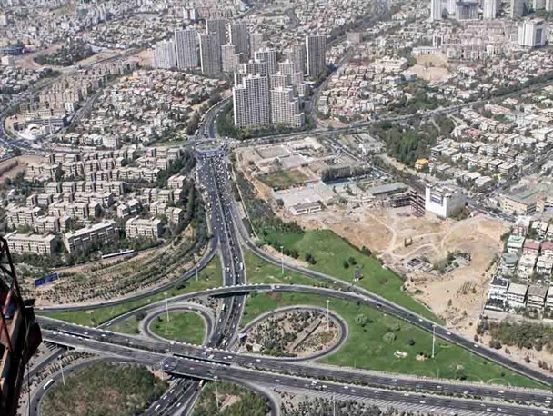 فرصت طلب ها  تاکنون ضربات زیادی را بر پیکره  شهر شیراز وارد کرده اند