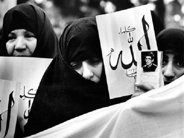 نقش بانوان بوشهری در میدان واقعی جهاد