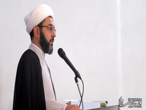 فلسفه امر به معروف و نهی از منکر این است که ما جامعه را به جامعه اسلامی تبدیل کنیم