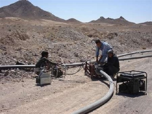 قطعی آب در برخی روستاهای شهرستان درمیان پس از دوماه برطرف شد
