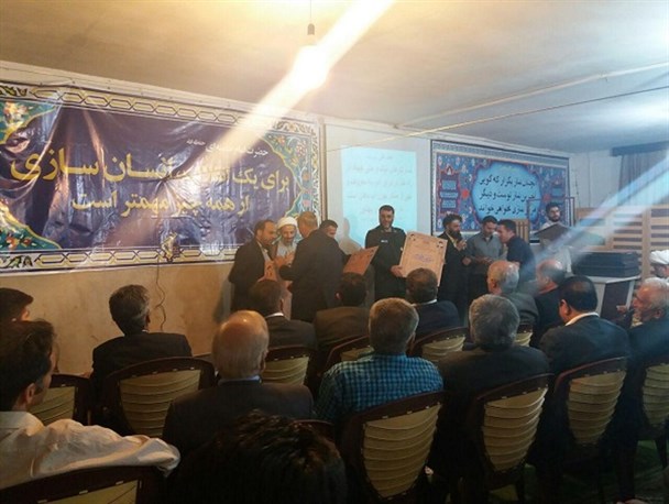 برگزاری همایش منتخبان پنجمین دوره شوراهای اسلامی شهر و روستا در شهرستان دماوند + تصاویر