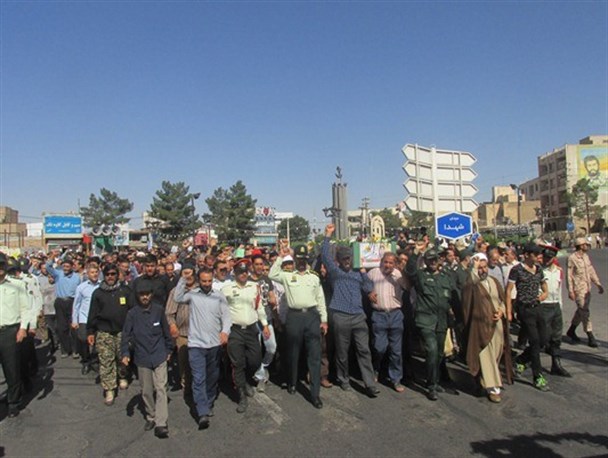 شعار « مرگ بر داعش و عربستان، مرگ بر آمریکا و اسراییل» در ساوه طنین‌انداز شد