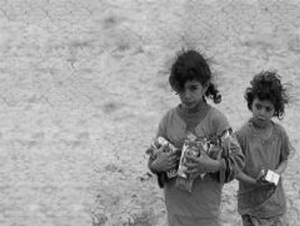 اصفهانی ها با کمک های خود در تأمین سبد کالای نیازمندان پیش‌گام باشند