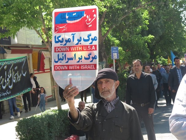 فریاد «آزادی قدس» در آسمان سنندج طنین انداز شد + تصاویر