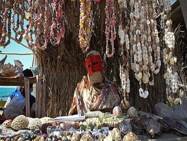 برپایی نمایشگاه‌ها، حمایتی برای چرخیدن چرخ صنایع دستی/ کشورهای حاشیه خلیج فارس و ترکیه مشتری‌های پر و پا قرص صنایع دستی جنوب هستند