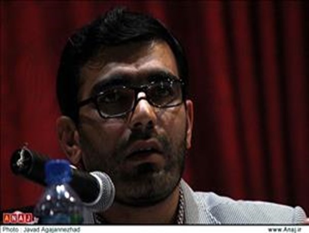 مطرح کردن صلح امام حسن ناشی از یک اندیشه خودباخته در برابر کدخدا ست