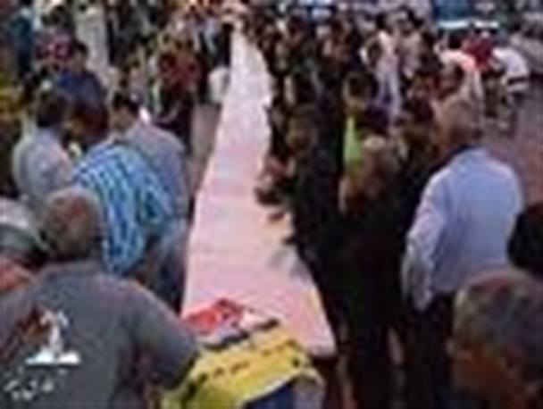 توزیع 4هزار پرس غذا بین مردم روزه دار مسجدسلیمان/تصاویر