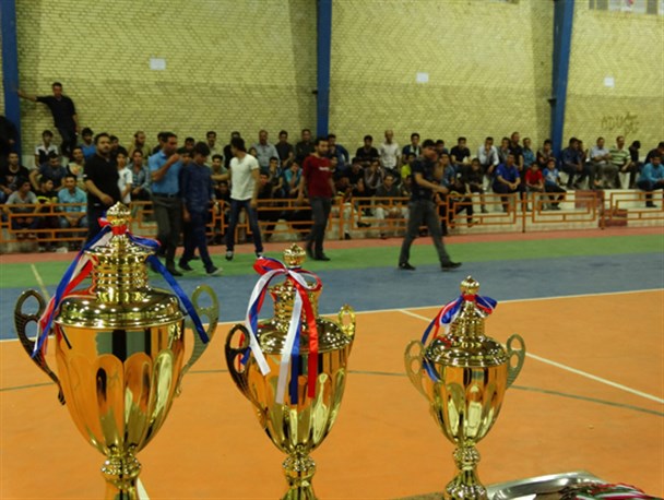 مسابقات فوتسال جام رمضان در فراشبند به پایان رسید