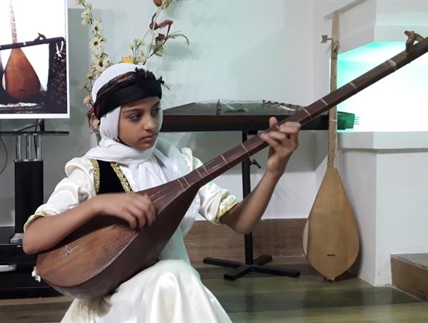 میراث جام در دستان نوجوان تربت جامی می‌درخشد