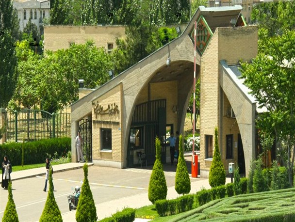 بایکوت منتقدان از دانشگاه بین‌المللی امام خمینی (ره) قزوین/ اساتید منتقد دولت حق تدریس ندارند