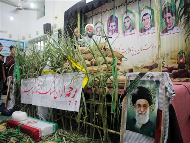 یادواره شهدای روحانی بدون حضور مسئولین اجرایی در آزادشهر برگزار شد+تصاویر