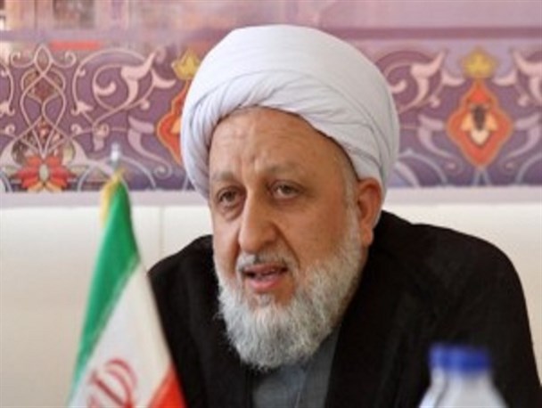 کادرسازی و نیروسازی برای انقلاب از وظایف ستاد نماز جمعه/ مسئول متعهد به پیشنهاد حقوق نجومی دست رد می‌زند