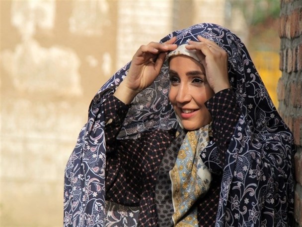 "بیگانه‌ای با من است" به آنتن نزدیک شد