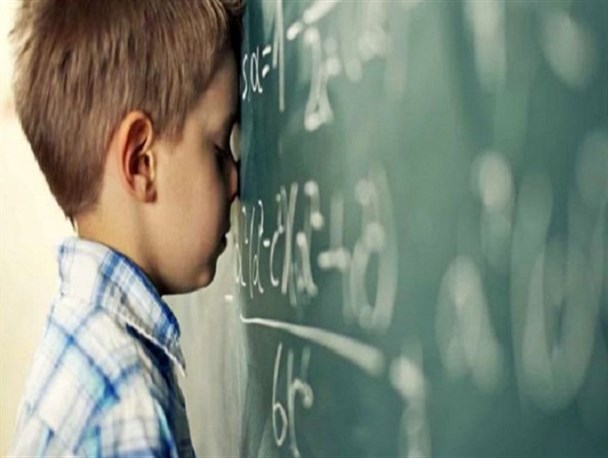 جهشی درس خواندن؛ آری یا خیر؟/ ضربه‌ای که چشم و هم چشمی به فرزندان می‌زند