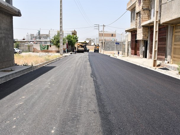 پروژه‌های جدید آسفالت در شهر یاسوج کلید خورد/ دستگاه‌های خدمات رسان به ساختمان‌های فاقد پروانه خدمات ندهند