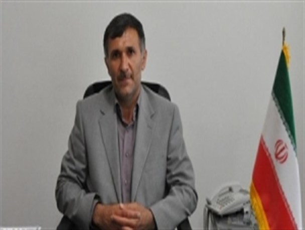 رقابت دانش آموزان دوره ابتدایی و متوسطه دررشته های بدمینتون وتنیس