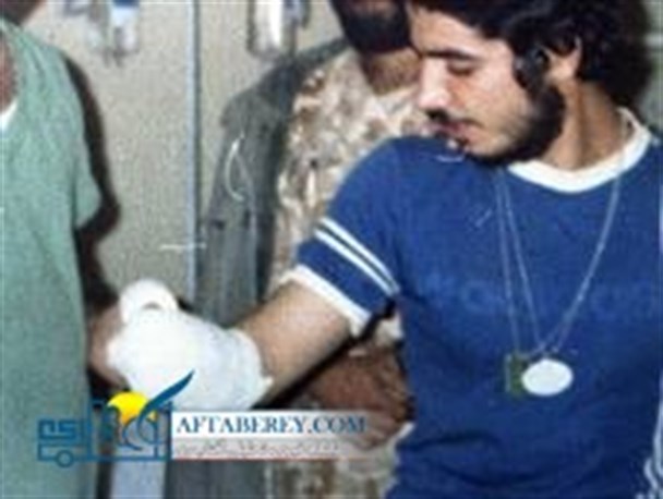 شهیدی که نارنجک بعثی ها در دستانش منفجر شد + تصاویر