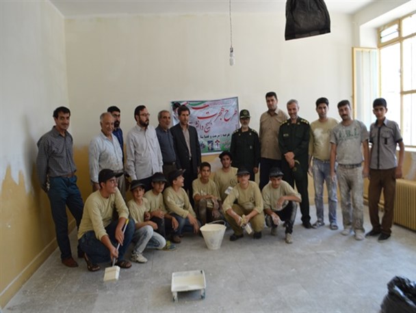 مرمت و زیباسازی 30 مدرسه در میاندوآب با مشارکت دانش آموزان بسیجی