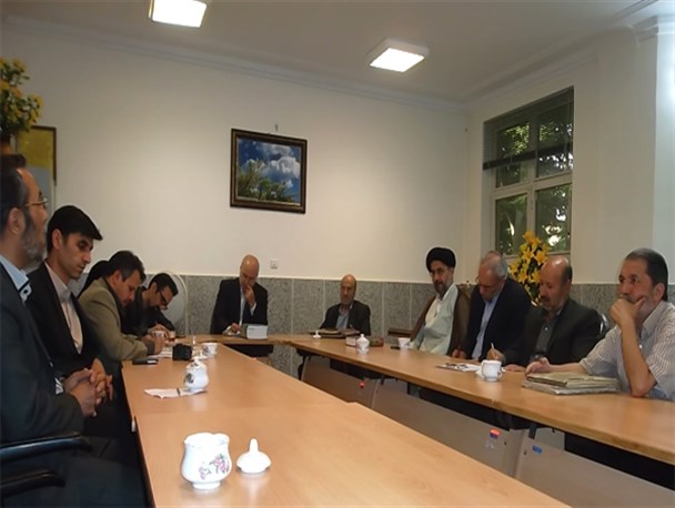از خبرنگاران حمایت می کنیم
